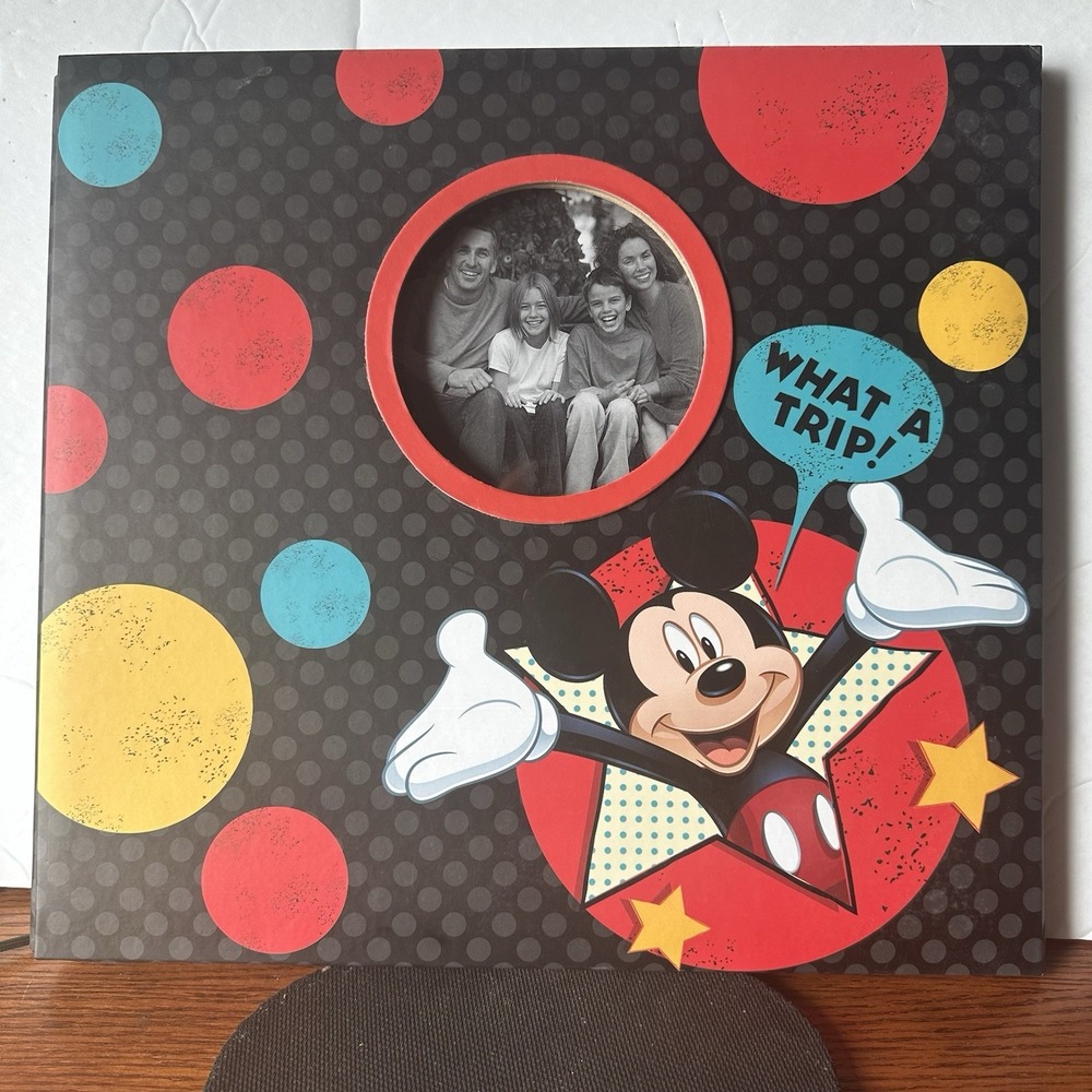 Disney Mickey What A Trip Scrapbook Album 12x12 New Open Box Minor Wear 10 Page